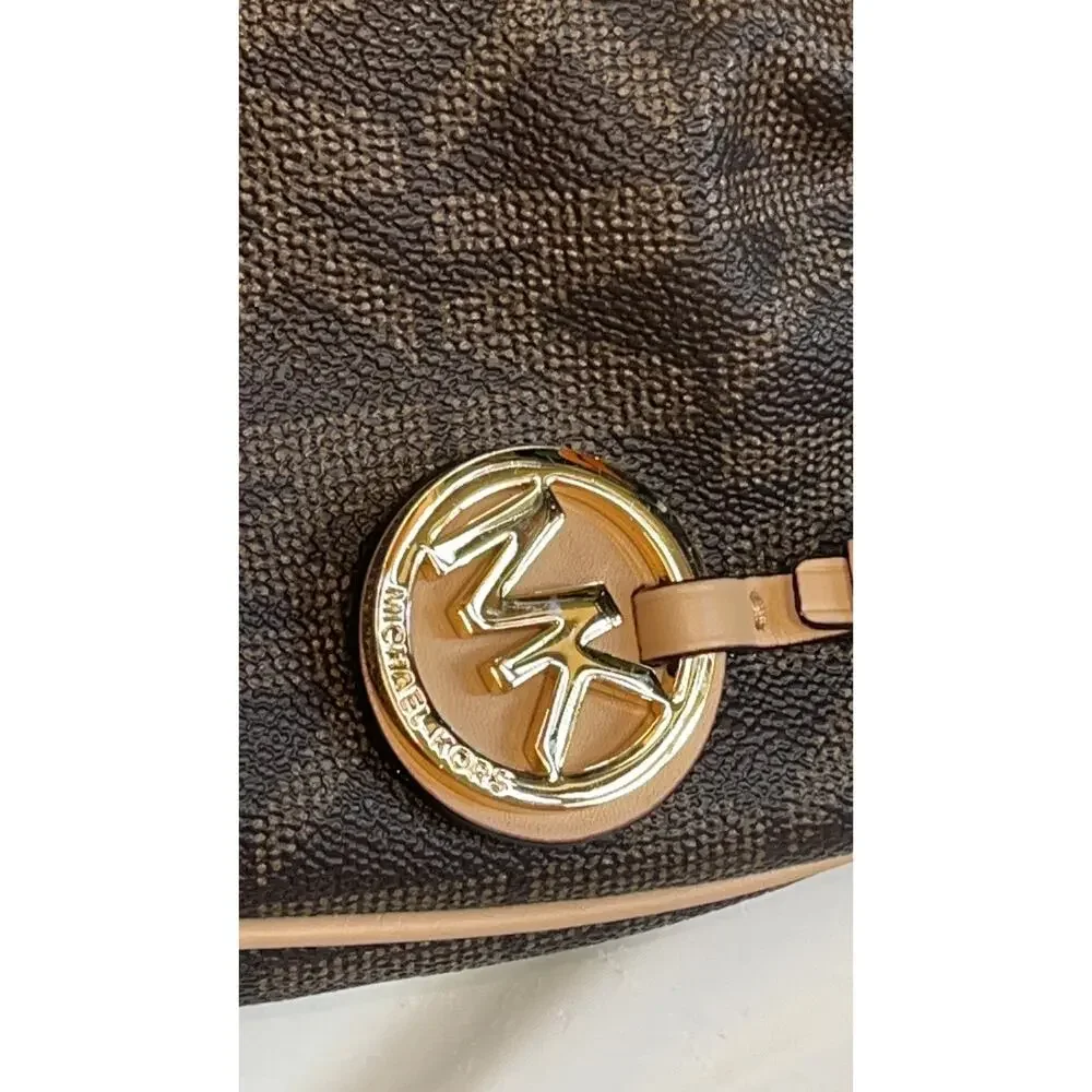 Michael Kors Jet Set  Large Brown Signature Convertible Messenger Cross-body Bag - Picture 10 of 16